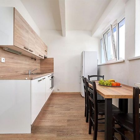 Apartmany Kladno - Libusin エクステリア 写真